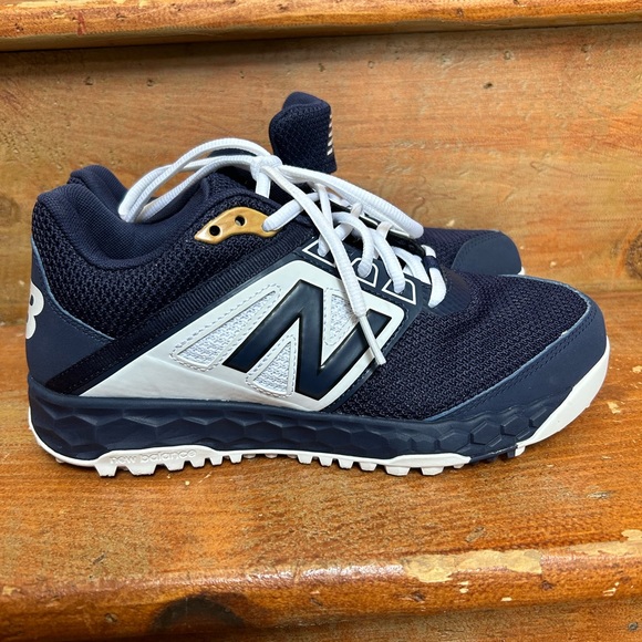 New Balance Shoes New Balance Turf Shoes 5 Wide Poshmark